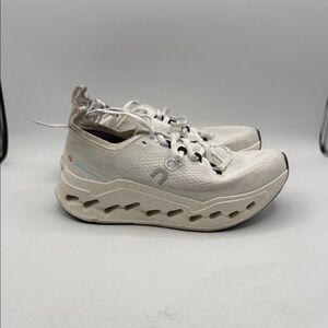 On Running Cloud Surfer Max Women's 7 Cream Sneakers S1